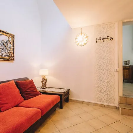 Fortalba House *